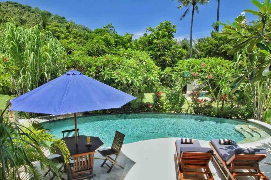 Villa Serene & Spa Mangsit ภายนอก รูปภาพ