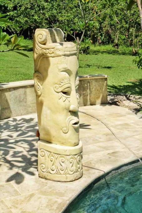 Villa Serene & Spa Mangsit ภายนอก รูปภาพ